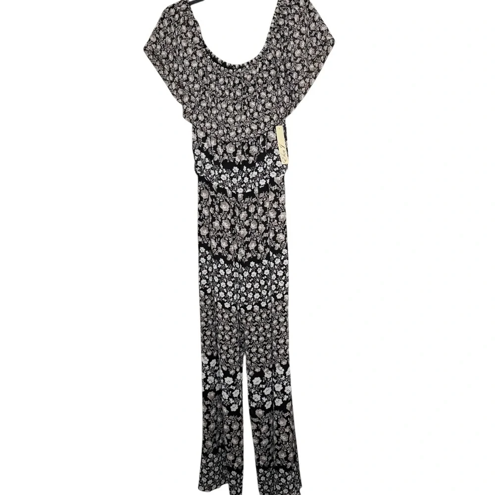 NWT ELIZA J Off Shoulder Floral Jumpsuit Romper Black Flowy Ruffle New Size 10 - Picture 3 of 15